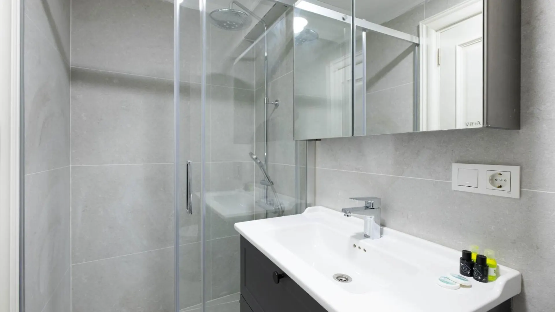 Mayer Sisli Residence - Luxury 3Br Apartments 이스탄불