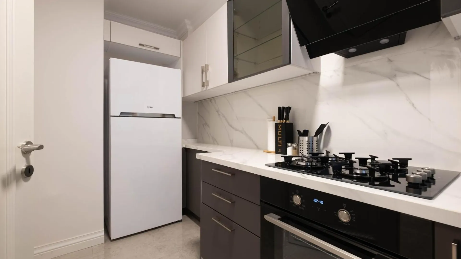 Mayer Sisli Residence - Luxury 3Br Apartments 이스탄불 0*,  터키