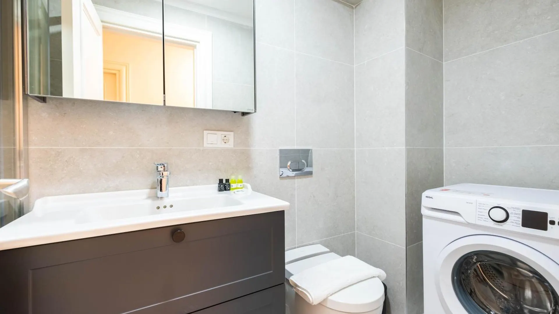 Mayer Sisli Residence - Luxury 3Br Apartments 이스탄불